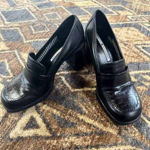 Vtg Tommy Hilfiger heeled loafers